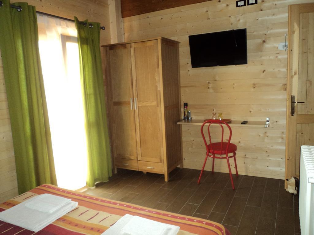 Chalet Trentino Bed and Breakfast Fiavè Habitación foto