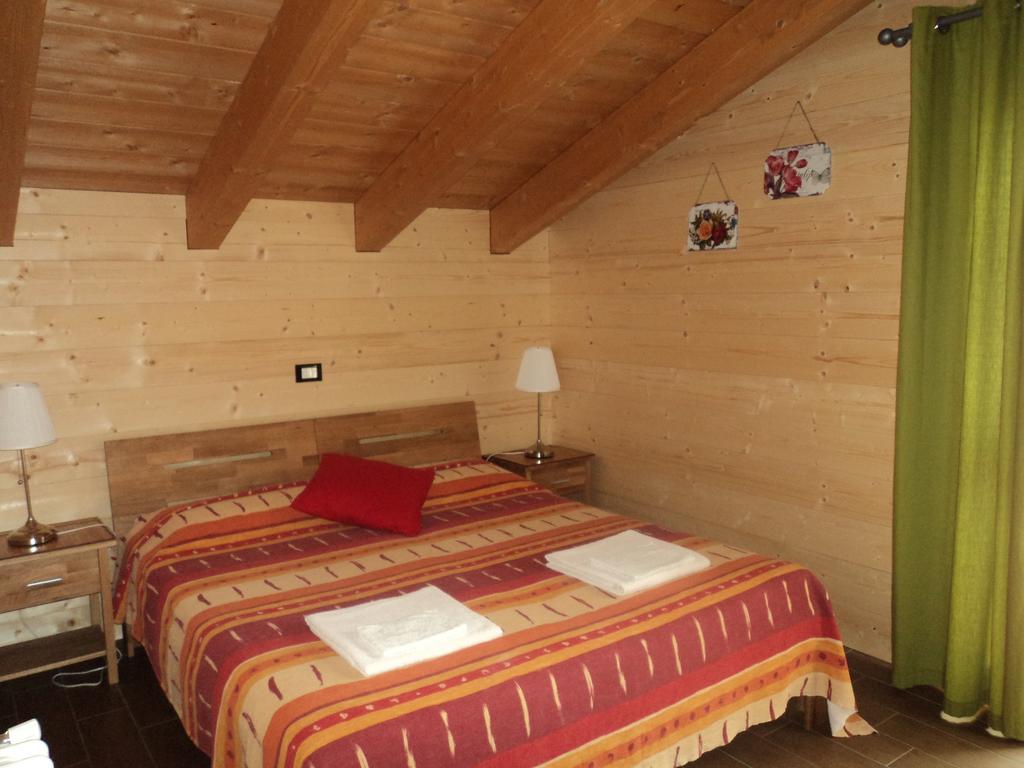 Chalet Trentino Bed and Breakfast Fiavè Habitación foto
